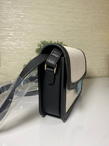 Сумка CELINE PARIS (4 фото из 4)