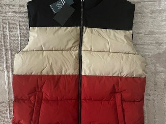 UUS VEST ONLY & SONS
