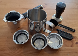 Kohvimasina komplekt DeLonghi Dedica (1 фото из 1)
