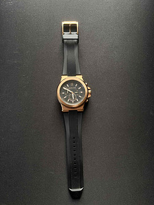 Часы Michael Kors (1 фото из 9)