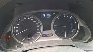 Lexus IS 220 (11 фото из 12)