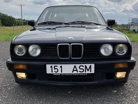 ПРОДАЕТСЯ BMW 324td