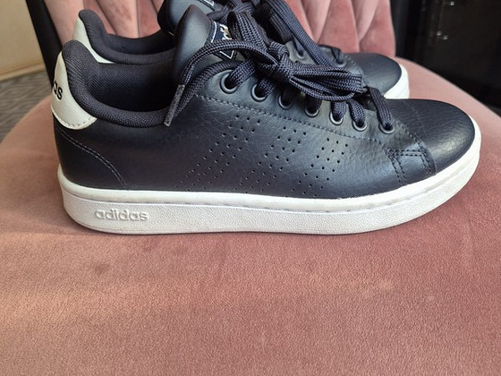 Kingad Adidas 36