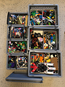 Наборы LEGO (около 72 шт.) (10 фото из 10)