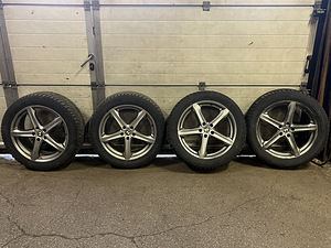 Зимние шины BMW (2 фото из 3)