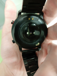 Smart-kellad (1 foto / 2)
