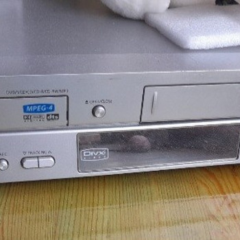 Dvd проигрыватель Samsung v705ok