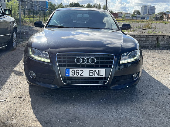 Audi A5 2011 rendiauto