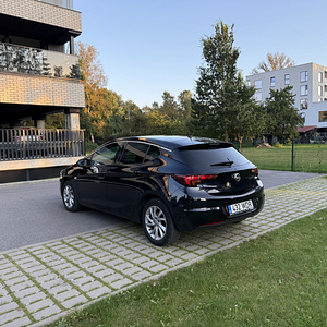 Opel Astra 1.4 110 kW (5 foto / 12)