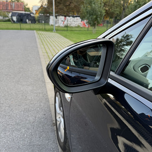 Opel Astra 1.4 110 kW (12 foto / 12)