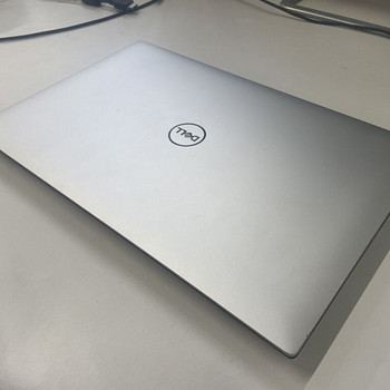 Dell XPS 9570