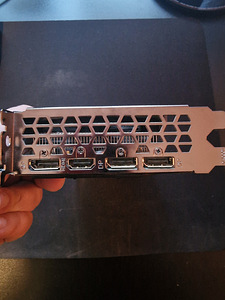 Gigabyte GeForce GTX 1660 Super OC 6GB (2 foto / 5)