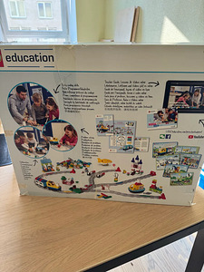 LEGO Education Coding Express 45025 (2 фото из 2)