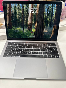 Apple MacBook Pro 13” (2019) 256GB, RAM 8GB (2 foto / 8)