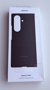 Samsung Galaxy Fold7 Carbon Shield Case , Black (1 фото из 3)