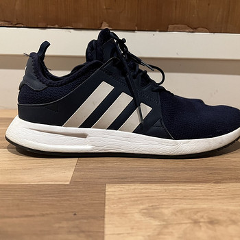 Adidas tossud