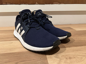 Кроссовки Adidas (2 фото из 5)