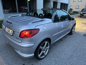 Peugeot 206 cc, 2004 a. kabriolett (7 foto / 8)