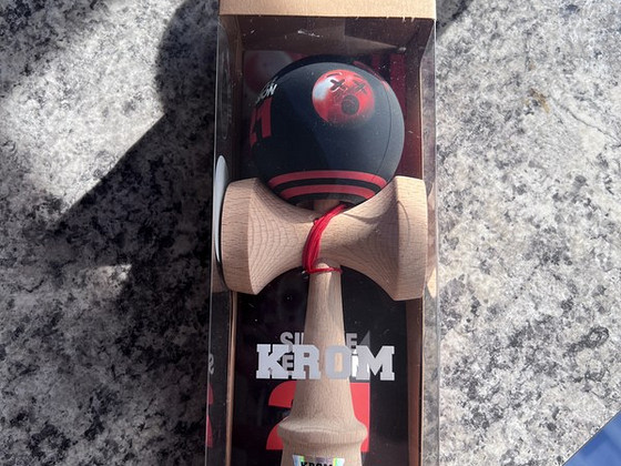 Кендама KROM
