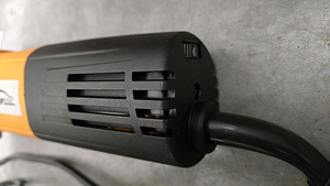Угловая шлифмашина 1200W (5 фото из 6)