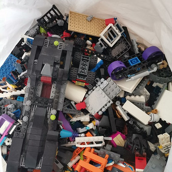 Кусочки Lego