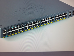 Cisco WS-C2960X-48TS-L lüliti (2 foto / 8)