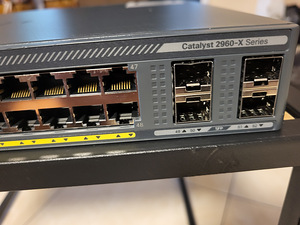 Cisco WS-C2960X-48TS-L lüliti (4 foto / 8)