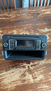 Originaal volkswagen raadio (Polo 6r) (1 foto / 4)