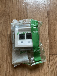 Sedna - двойная розетка для данных - RJ45 cat.5e STP (1 фото из 3)