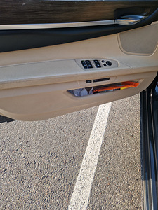 BMW 740 (9 фото из 15)