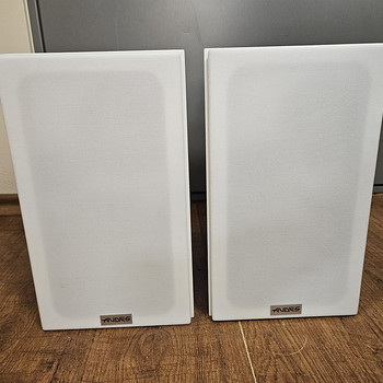 Audes 106 Maestro Hi-End riiulikõlarid.
