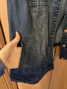 Джинсовая куртка L/XL (5 фото из 6)