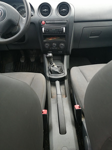 SEAT CORDOBA 2006 1,4 55kw (9 foto / 12)