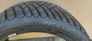 Шипованные шины 205/50/17 Good Year Ultragrip Ice Arctic 7,5 (4 фото из 7)