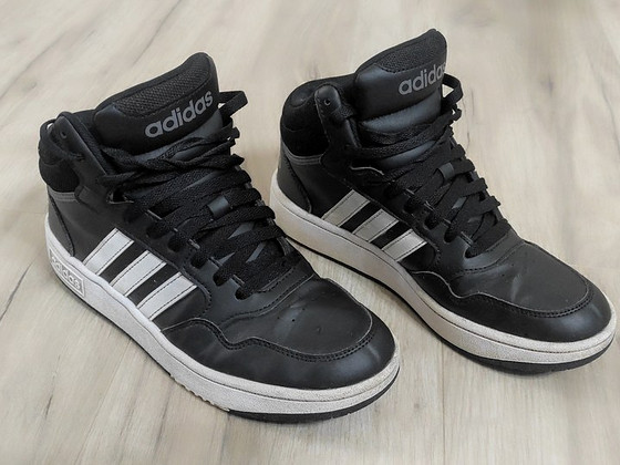 Кроссовки 38 Adidas стелька 24см кеды сапоги обувь
