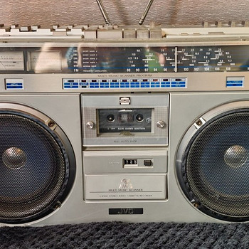 Бумбокс JVC RC-M70JW