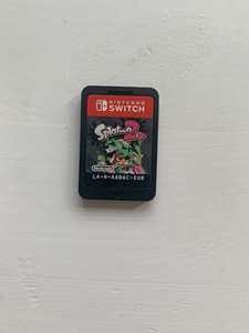 Игра Splatoon 2 для Nintendo Switch (3 фото из 3)