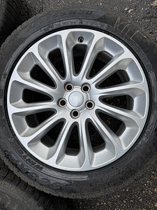 20" оригинальные диски Land Rover 5x120 + шины 255/55 (1 фото из 9)