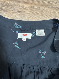 Блузка Levis (3 фото из 3)