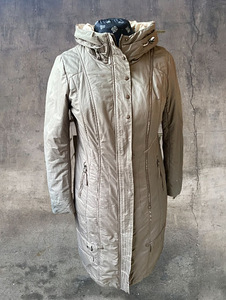 Luksuslik hooajaväline mantel 48/50 (Mishele Fashion) (1 foto / 2)