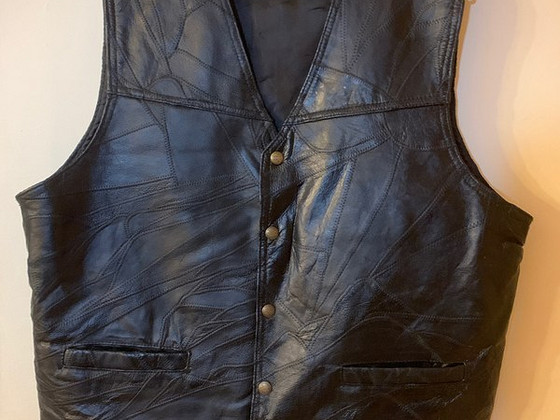 Nahast vest