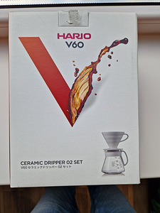 HARIO V60-02 керамическая коронка для кофе, белая (1 фото из 2)