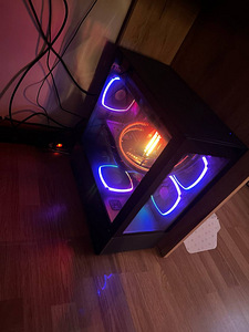 PC- i5-13600KF/ RTX4070 12GB/ MSI MAG Z790/ 32GB RAM DDR5 (1 foto / 1)
