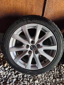 Mazda (5 foto / 9)