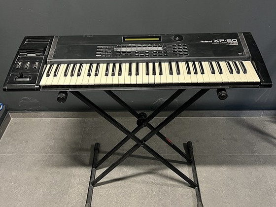 Süntesaator Roland XP-50, heas korras