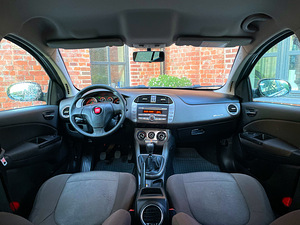 FIAT BRAVO / DIESEL 1.9 / REG MAKSTUD / ÜV 05.2027 (9 foto / 15)