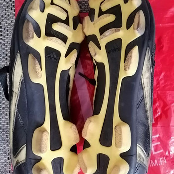Бутсы Adidas(42), Nike(42,5)