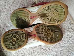 Бутсы Adidas(42), Nike(42,5) (6 фото из 6)