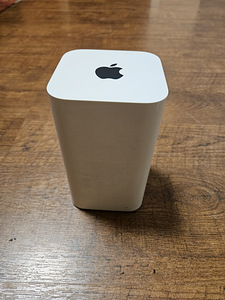 AirPort Extreme (6g A1521 ) WIFI ruuter. (1 foto / 4)