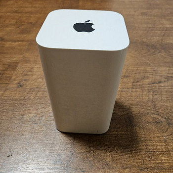 AirPort Extreme (6g A1521 ) WIFI ruuter.